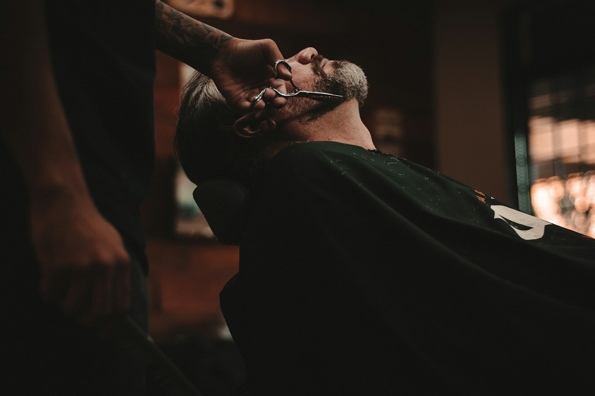 Beard trim and shave